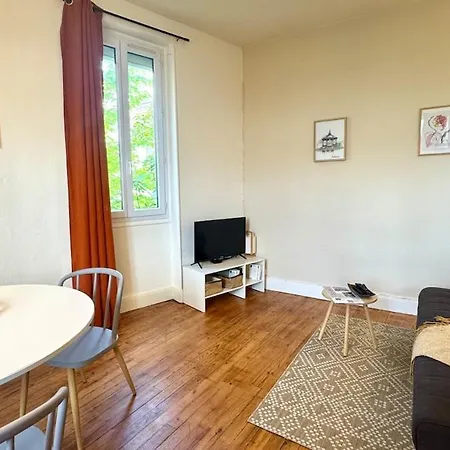 L'ecrin Sevigne - Wi-fi & Near Train Station Apartment