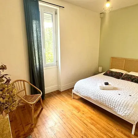 Apartmán L'ecrin Sevigne - Wi-fi & Near Train Station